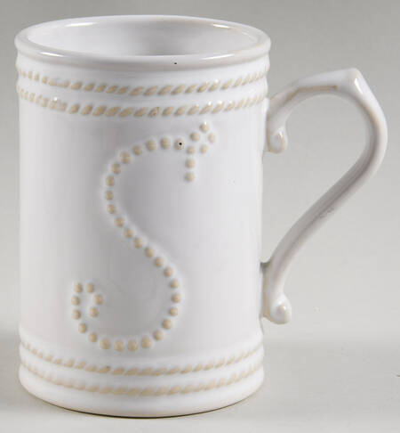 Fontinella White Mug