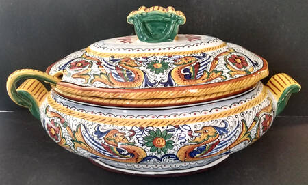 Raffaellesco Oval Tureen & Lid w/Ladle & Underplate
