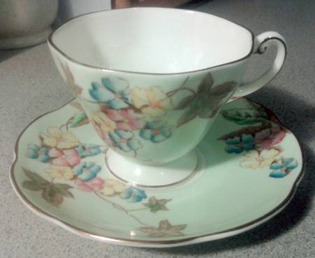 V2446 Footed Cup & Saucer Set