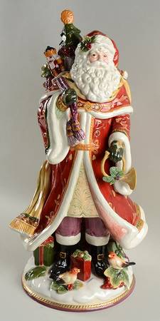 Regal Holiday Santa Claus Figurine