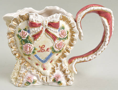 Sweetheart Creamer