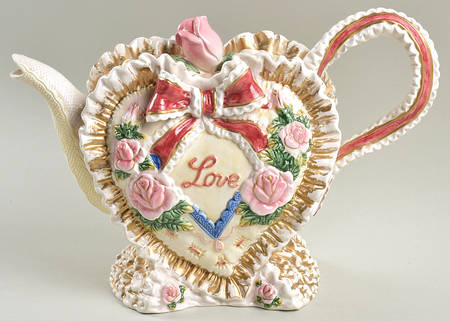 Sweetheart Teapot & Lid