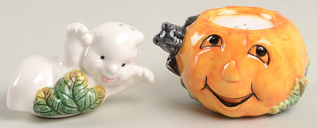 Halloween Party Stacking Salt & Pepper Set