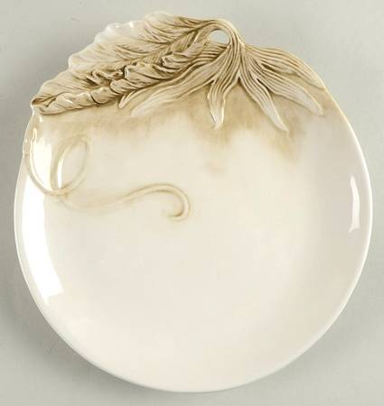 Carrington Figural Canape Plate