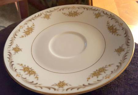 Cheltenham Saucer