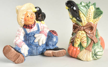 Scarecrow Figural Salt & Pepper Set