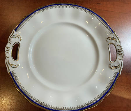 FAV87 Handled Cake Plate