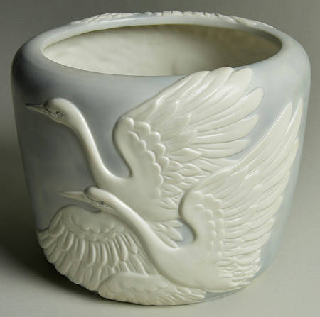 Nikko Crane 8" Cachepot