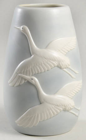 Nikko Crane 8" Vase
