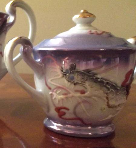 FUJ34 Sugar Bowl & Lid