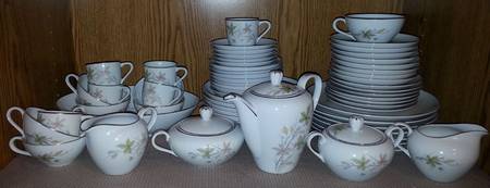 FCJ71 Sugar Bowl & Lid
