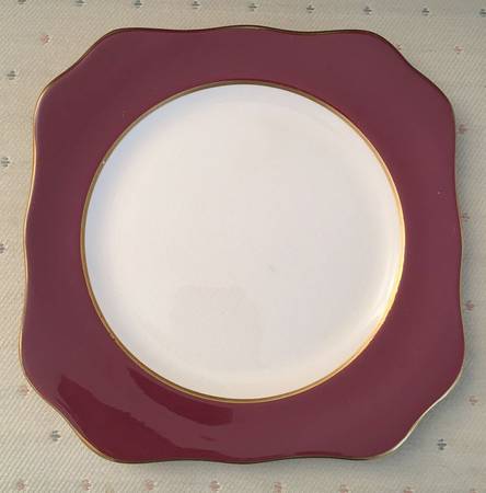 5970 Maroon Dessert/Pie Plate