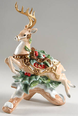 Yuletide Holiday Figural Candleholder