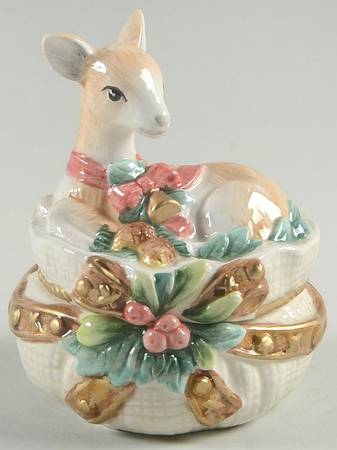 Yuletide Holiday Stacking Figure Salt & Pepper Set
