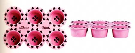 Quilted Kisses Muffin Pan (Holds 6 Muffins)