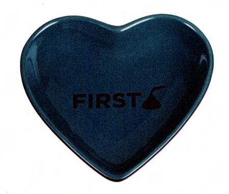 Sweet Kisses Tidbit Plate