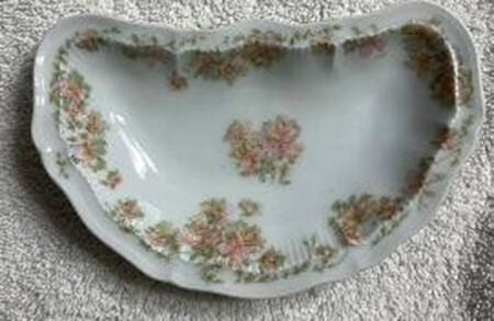 FRA67 Bone Dish