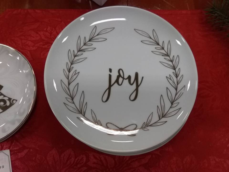 Everyday White (Gold Accent) by Fitz &amp; Floyd