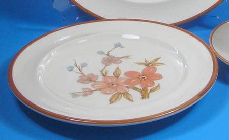 Southern Blossom (Madeira Shape) Salad Plate