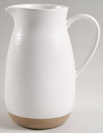 Farmstead White 66 Oz Pitcher