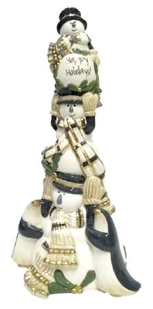Mistletoe Merriment Musical Figurine
