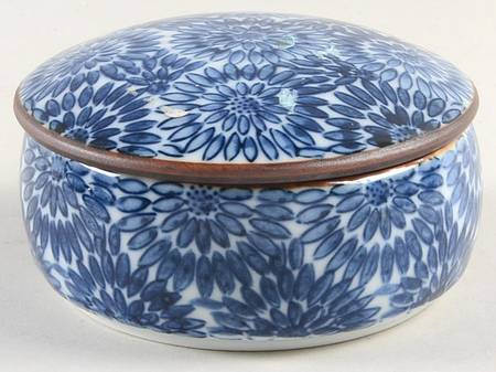 Chrysanthemum 3" Round Box & Lid