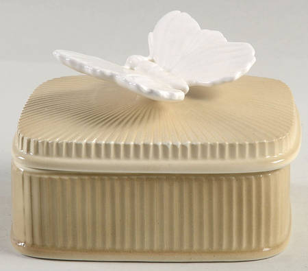 Butterfly 4" Rectangular Box with Lid