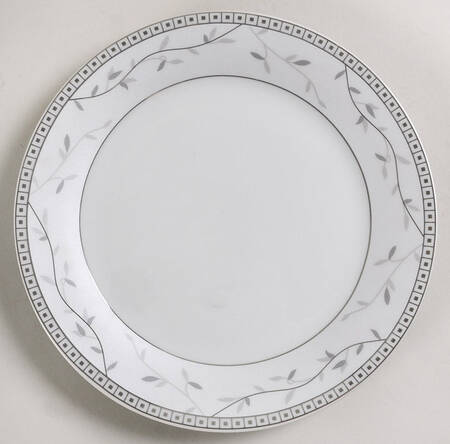 Platinum Vine Salad Plate