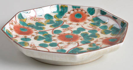 Chrysanthemum Arabesque Plate Wall