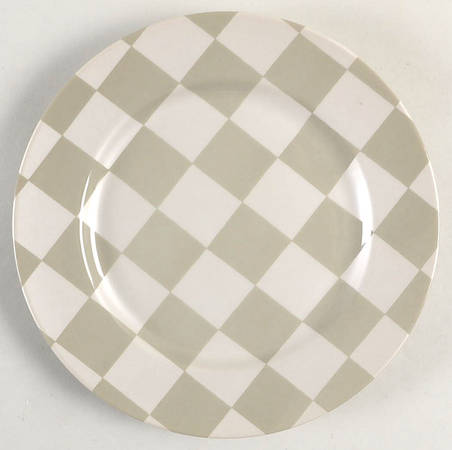 Harlequin (Greige Diamonds on Satin Silver) by Fitz &amp; Floyd