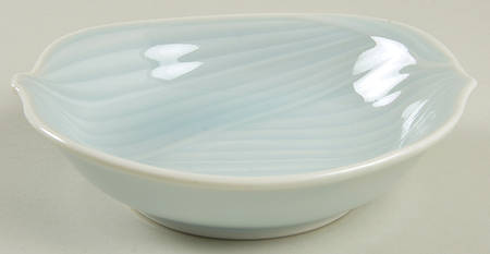 Bamboo Leaf (Celadon Blue) Fruit/Dessert (Sauce) Bowl