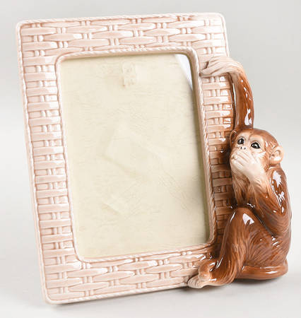 FIT116 Frame-Holds 3" x 5"