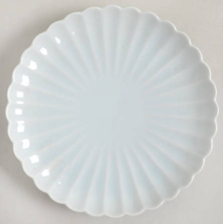 Chrysanthemum (Celacon Blue) Salad Plate