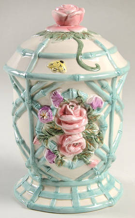 Brittany Medium Canister & Lid