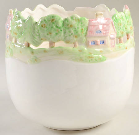Village Green House 7" Cachepot