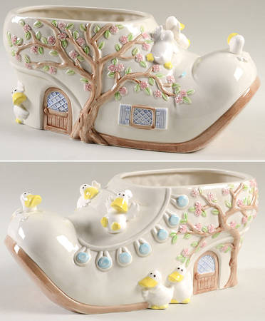 Dolly Duck Cookie Jar No Lid