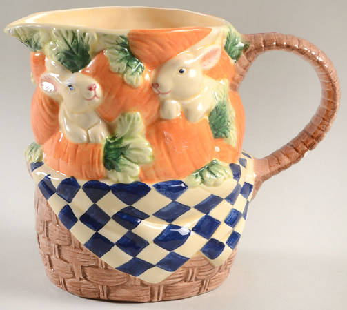 Carrot Patch 32 Oz Pitcher