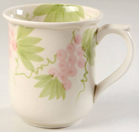 Le Treille Mug