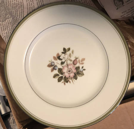 Lynndale by Fine China of Japan