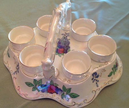 Wistaria Egg Cup Set (6 Egg Cups and Tray)