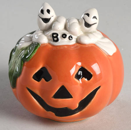Happy Halloween Salt Shaker
