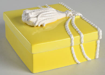 FIT179 Figural Covered Box