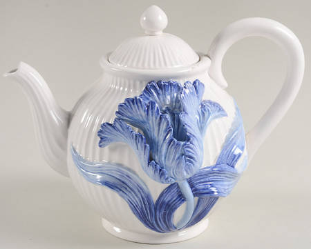 Tulip Bleu Teapot & Lid
