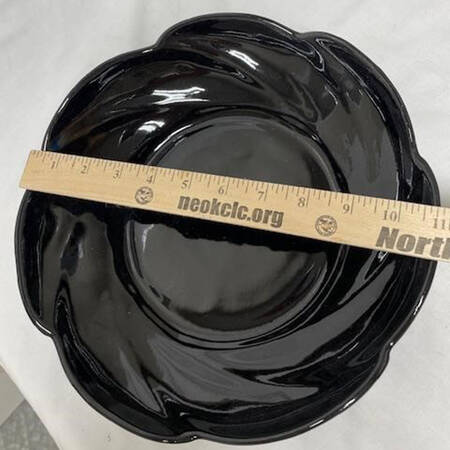 Plainsman Onyx Black 10" Large Salad Serving Bowl