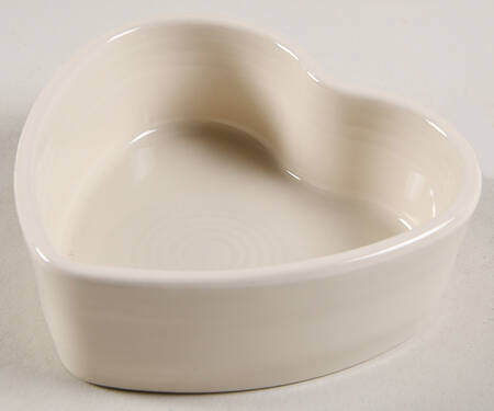 Fiesta Linen (Intro 2025) Heart Shape Ramekin