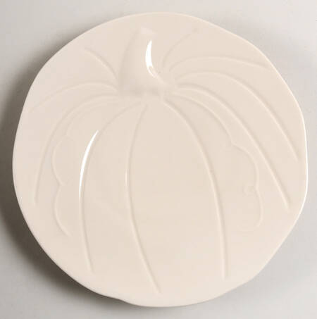 Fiesta Linen (Intro 2025) Pumpkin Shaped Plate