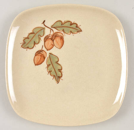 Acorn Luncheon Plate