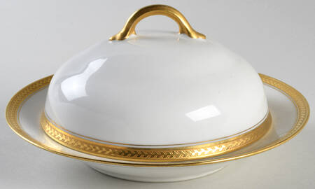 GDA27 Round Covered Butter with Strainer