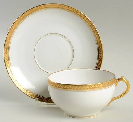 GDA27 Flat Cup & Saucer Set