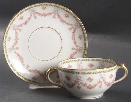 GDA28 Flat Bouillon Cup & Saucer
